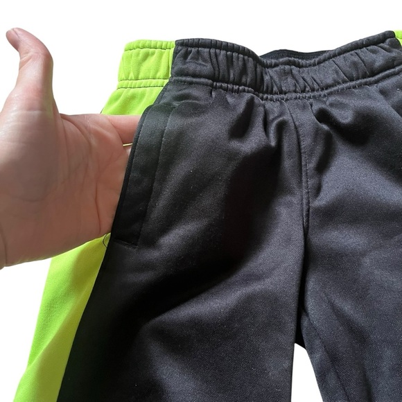 🌼 5/$25 Russell Boys Black Neon Green Track Pants XS (4–5) | Athletic Joggers - Picture 3 of 11